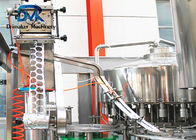 آلة تعبئة المشروبات السائلة عالية الدقة هيكل مدمج عالي الدقة